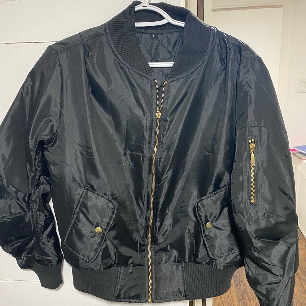 Black Jacket w gold zippers super cute never worn!